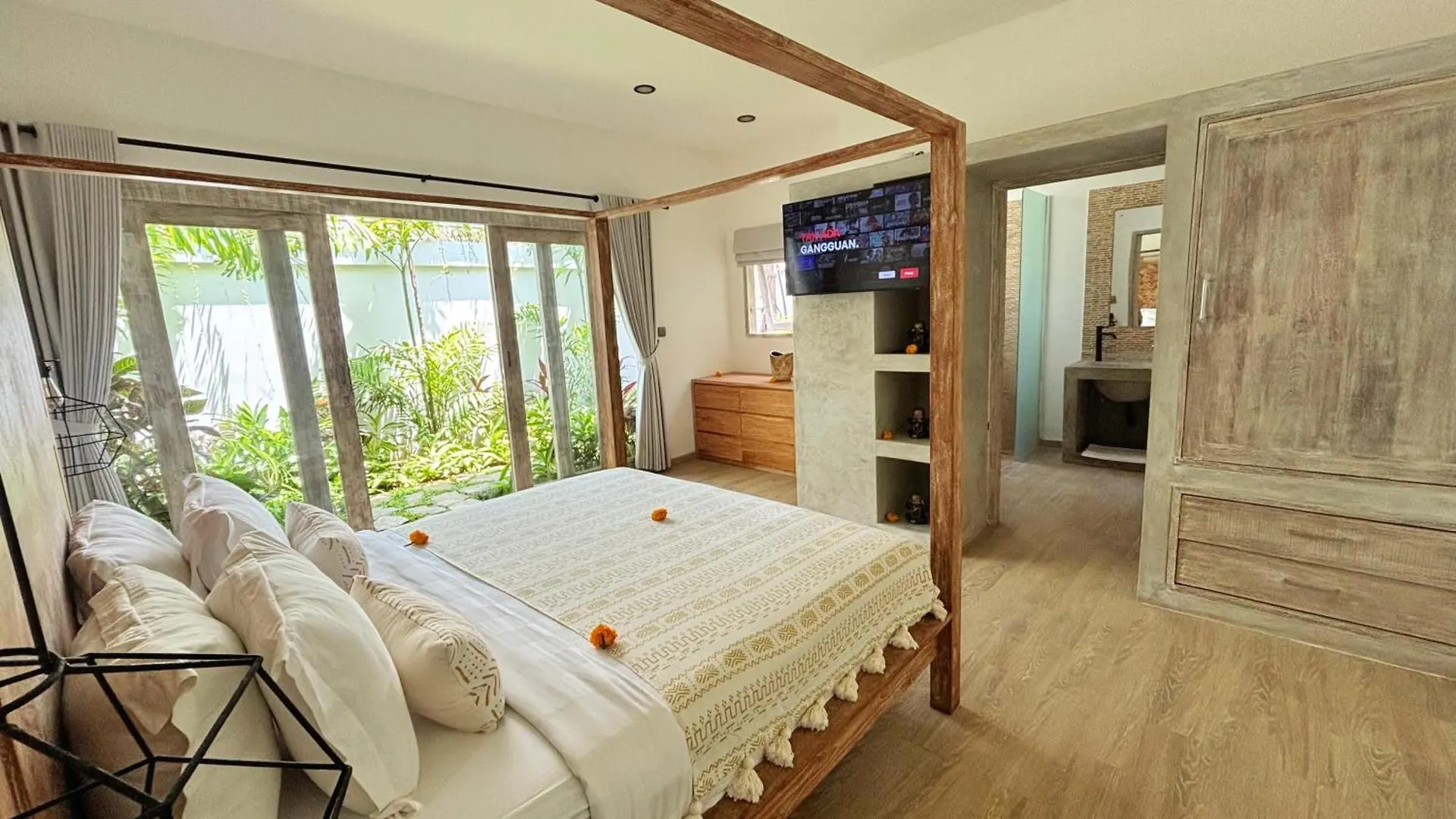 Villa Pondy Kerobokan  3*, Kerobokan (Bali)
